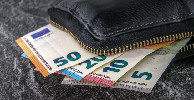 Pagrindinės mokėjimo sąskaitos paslaugų krepšelio kaina ir sudėtis 2025–2027 metais